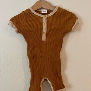 🧡🍑 SET OF 2 ROMPERS BABY